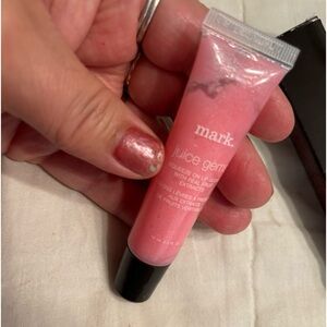 Avon mark juice gems lip gloss juice papaya